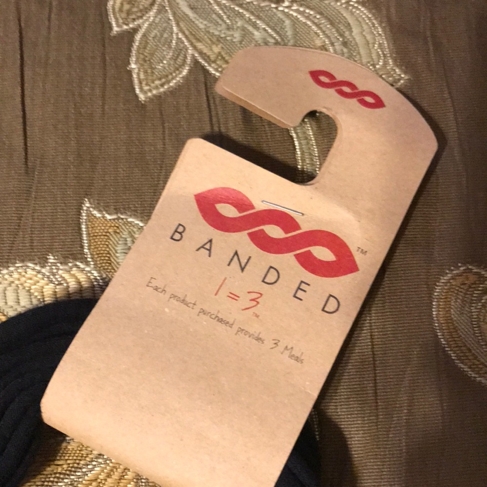 Banded 1=3 scarf black